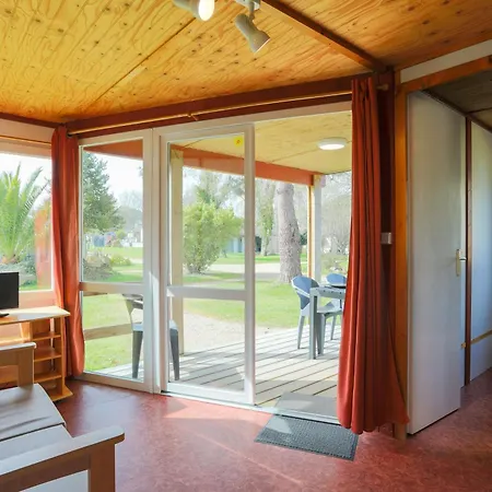 Holiday home Village De Stereden Pleumeur-Bodou